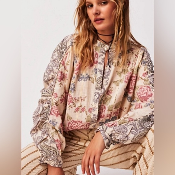 Free People Tops - #11 FREE PEOPLE MARAYA PRINTED TOP ANTIQUE COMBO SIZE MEDIUM